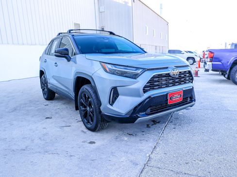 Certified 2025 Toyota RAV4 XSE image 5