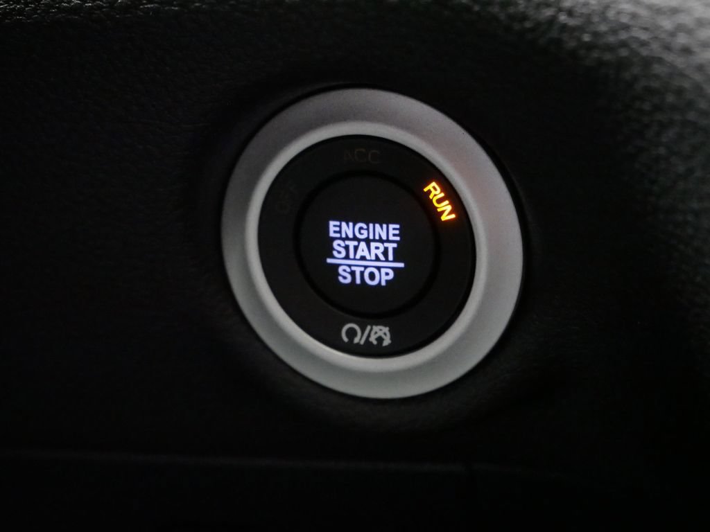 New 2026 Chrysler Pacifica Select AWD/4WD image 47