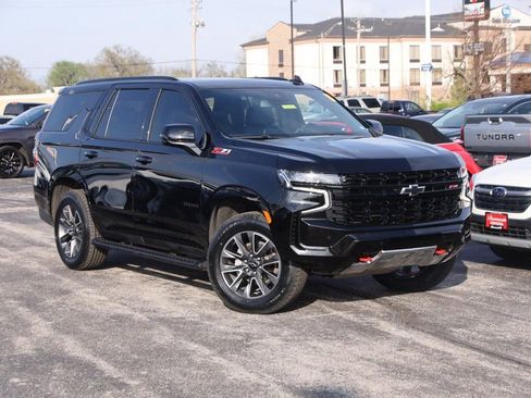 Used 2023 Chevrolet Tahoe Z71 w/ Z71 Off-Road Package image 2