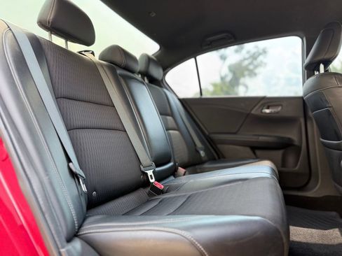 Used 2016 Honda Accord Sport image 24