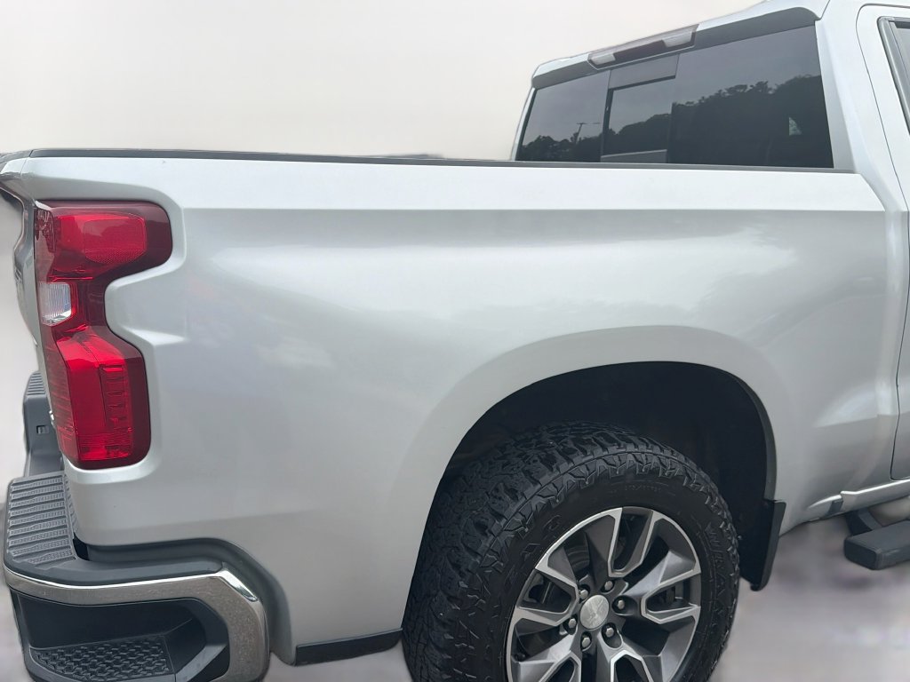 Used 2019 Chevrolet Silverado 1500 LT w/ Texas Edition AWD/4WD image 5