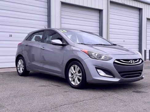 Used 2014 Hyundai Elantra GT FWD image 4