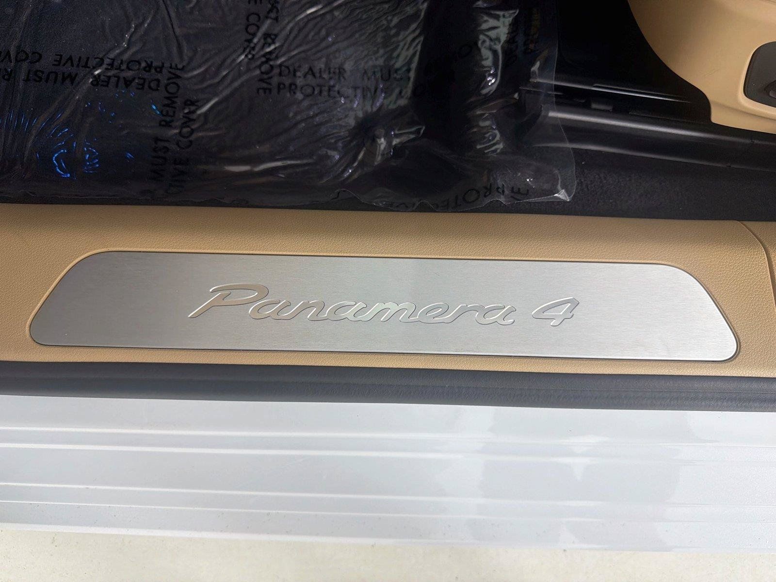 Used 2022 Porsche Panamera 4 AWD/4WD image 11