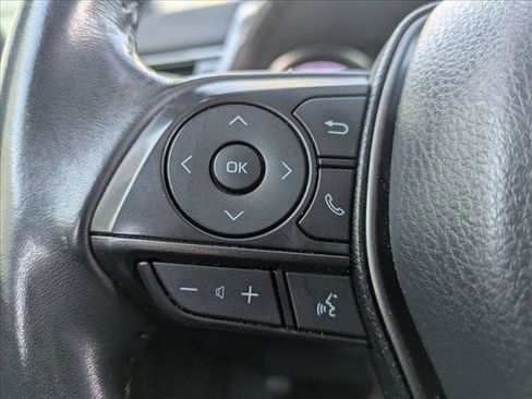 Used 2021 Toyota Camry SE image 12