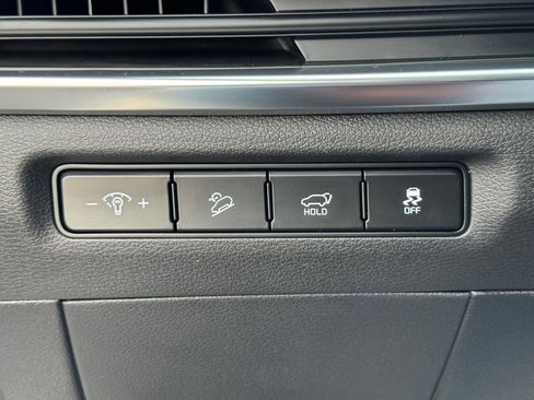 Used 2024 Kia Telluride SX Prestige w/ Towing Package image 23