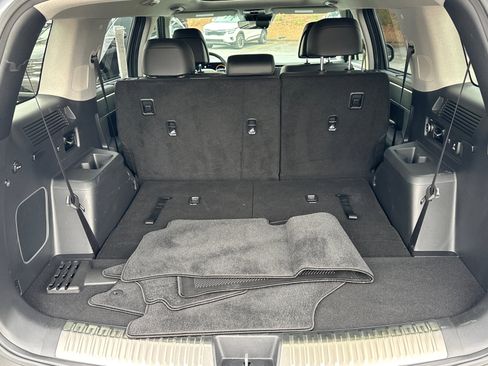 Certified 2025 Hyundai Santa Fe Limited image 18