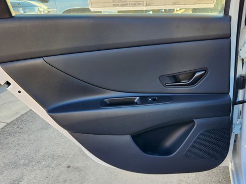 New 2025 Hyundai Elantra Sport image 13