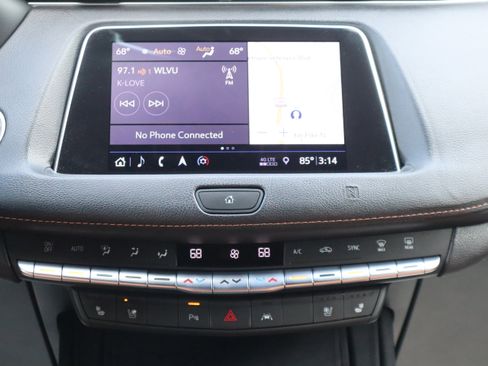 Used 2019 Cadillac XT4 Sport image 13