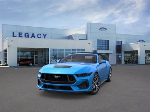 New 2026 Ford Mustang GT Premium w/ GT Performance Package RWD image 2