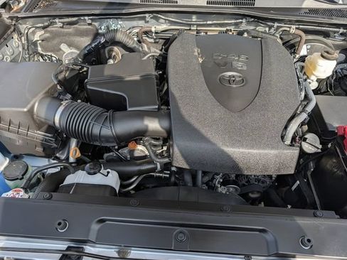 Used 2023 Toyota Tacoma SR5 RWD image 33