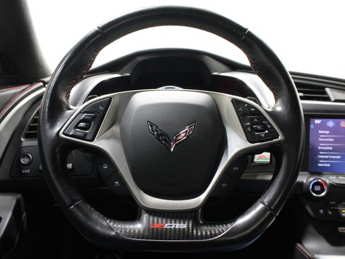 Used 2016 Chevrolet Corvette Z06 w/ 3LZ Preferred Equipment Group RWD image 11