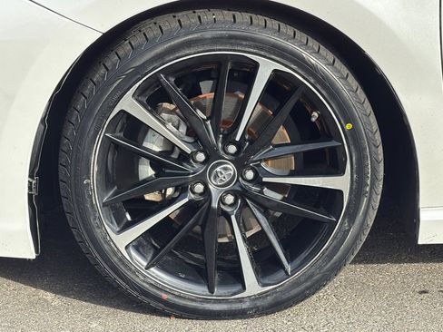 Used 2018 Toyota Camry XSE w/ Driver Assist Package image 36