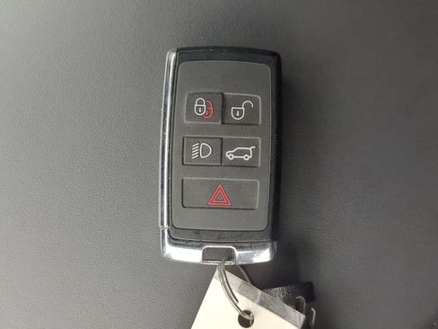 Used 2025 Land Rover Range Rover Sport SE AWD/4WD image 37