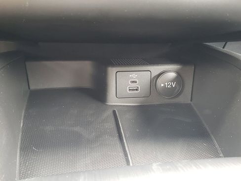 New 2026 Ford Escape ST-Line w/ Cold Weather Package AWD/4WD image 18