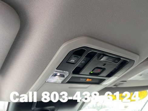 Used 2023 Toyota Tundra Limited image 32