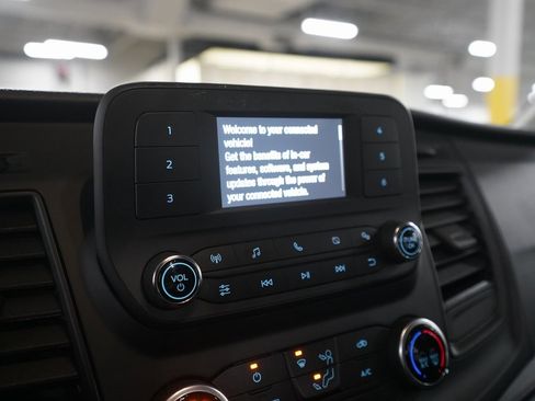 Used 2024 Ford Transit 250 Low Roof AWD w/ Exterior Upgrade Package image 6