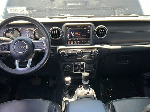 Used 2023 Jeep Wrangler Unlimited Sahara AWD/4WD image 21