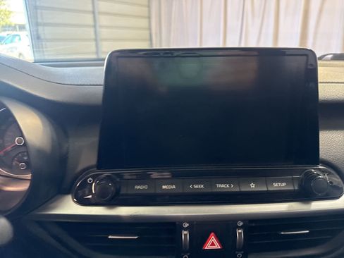 Used 2023 Kia Forte LXS FWD image 23