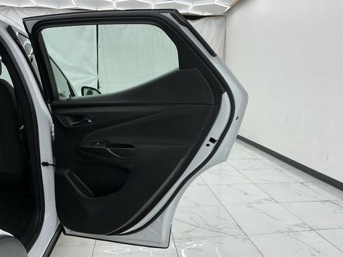 Used 2022 Chevrolet Bolt EUV LT w/ Driver Confidence Package FWD image 25