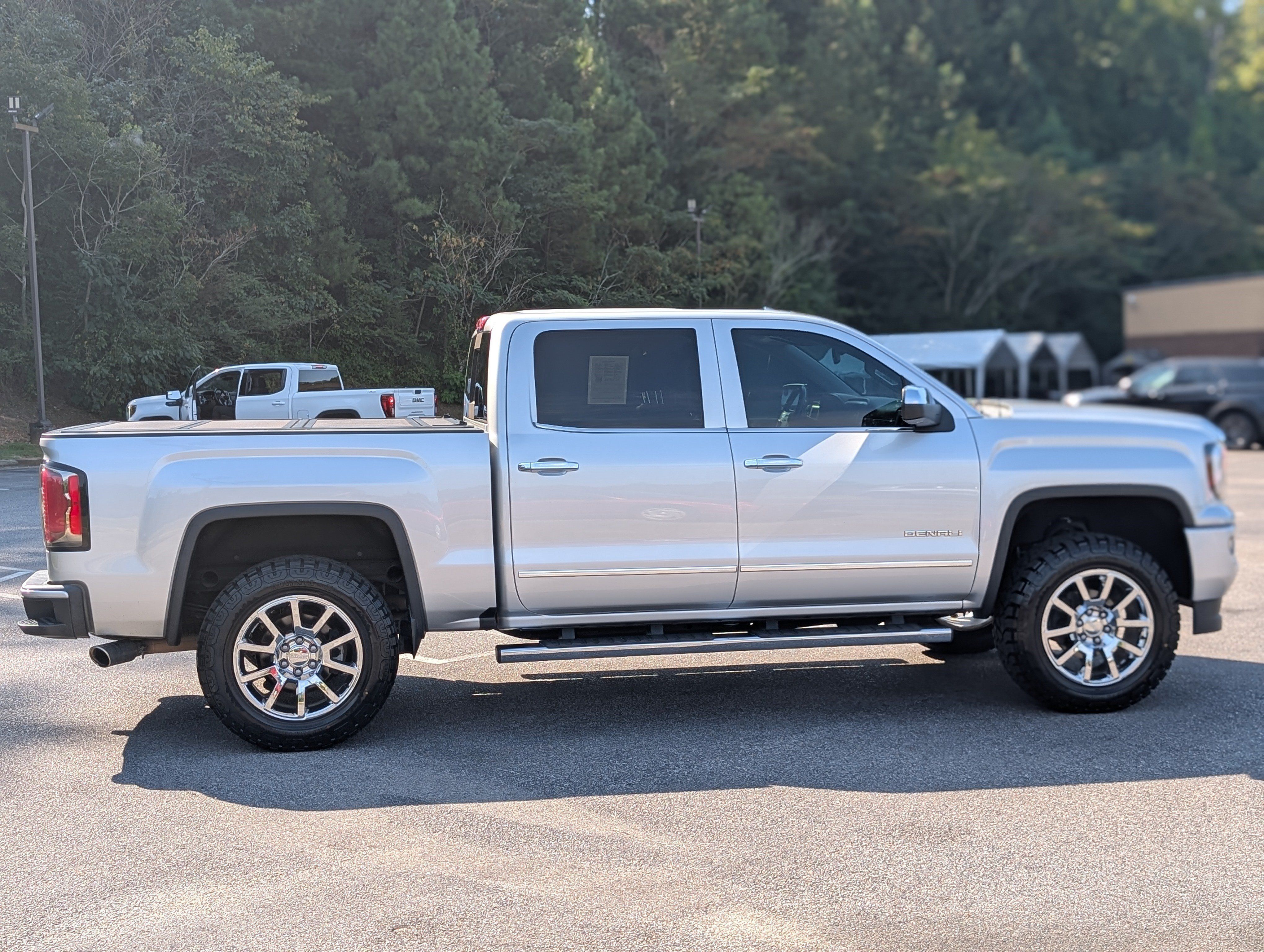 Used 2018 GMC Sierra 1500 Denali AWD/4WD image 10
