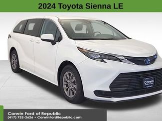 Used 2024 Toyota Sienna LE 360° Tour