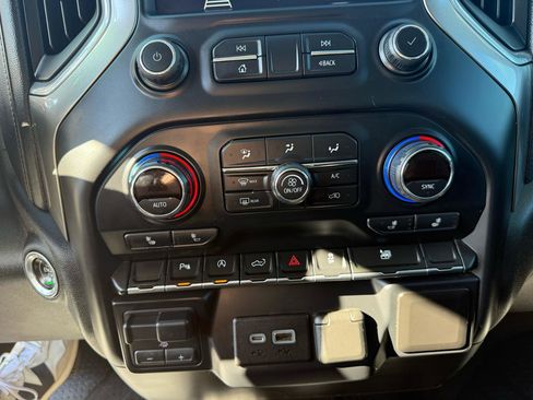 Used 2019 Chevrolet Silverado 1500 LT w/ All-Star Edition image 23