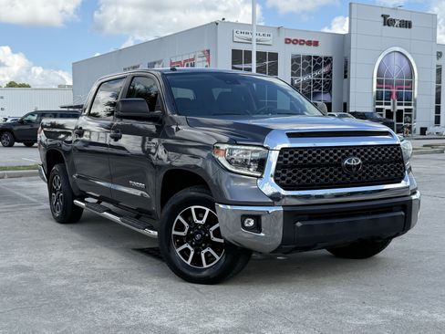 Used 2018 Toyota Tundra SR5 w/ TRD Off Road Package RWD image 2