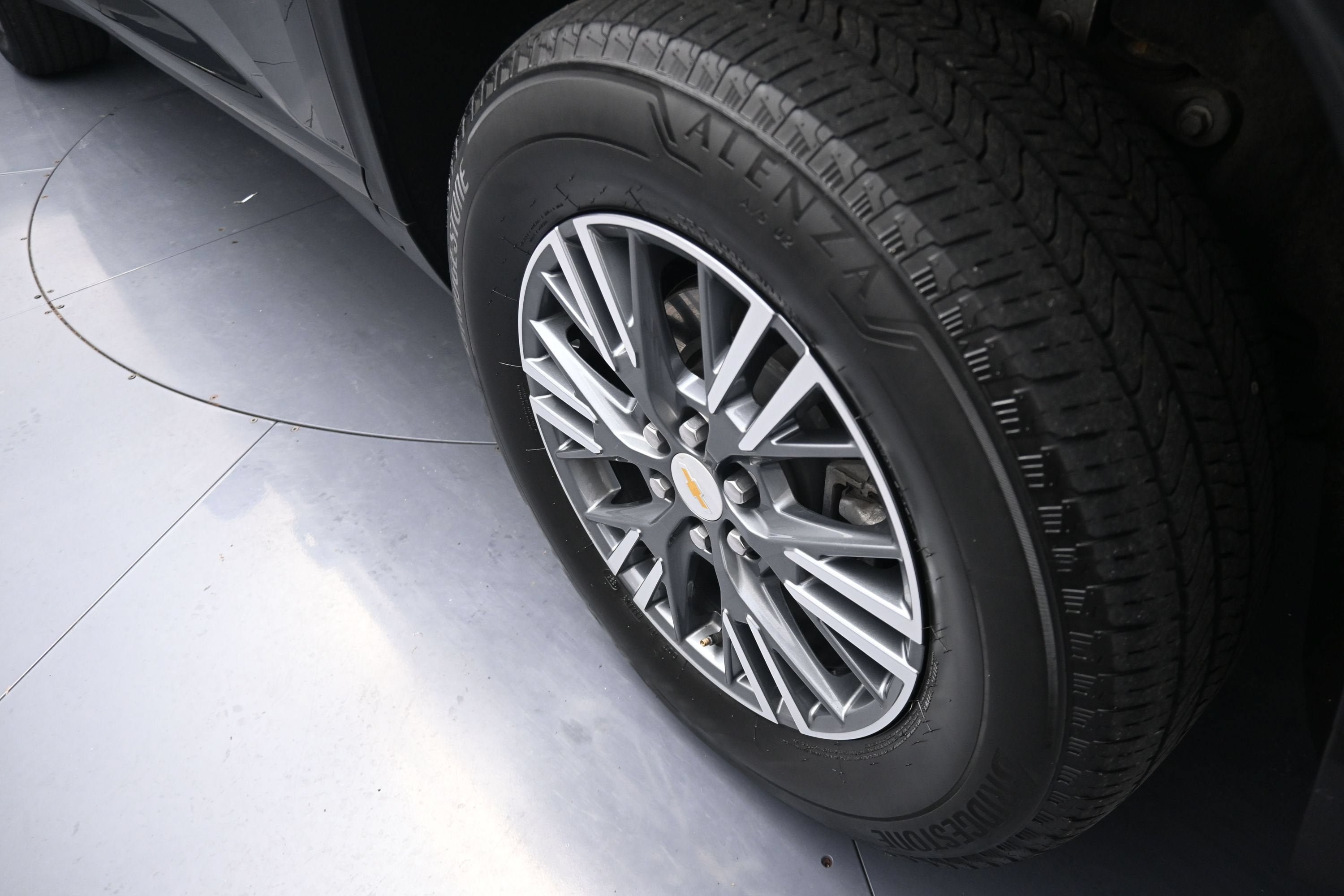 Certified 2024 Chevrolet Traverse LS FWD image 36