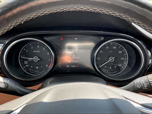 Used 2021 Buick Encore GX Essence image 25