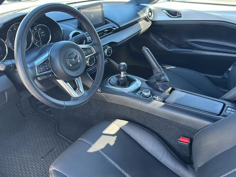 Used 2022 MAZDA MX-5 Miata Grand Touring w/ Weather Package image 12