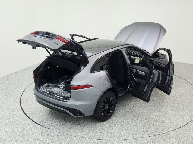Certified 2026 Jaguar F-PACE R-Dynamic S AWD/4WD image 16