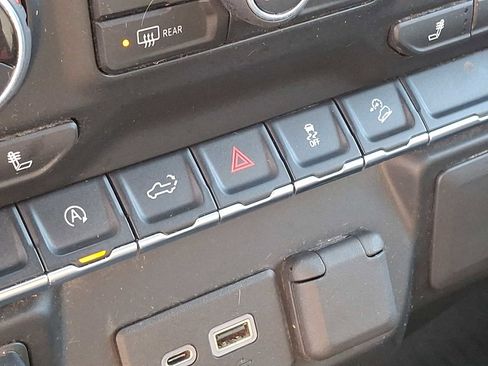 Used 2020 Chevrolet Silverado 1500 LT Trail Boss w/ Convenience Package image 24