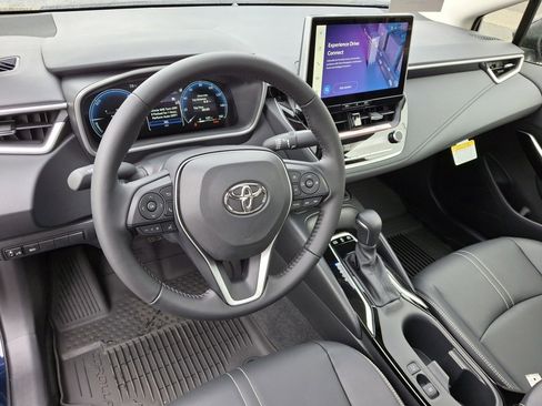 Used 2026 Toyota Corolla XLE image 11