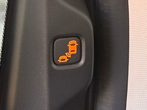 Used 2025 Honda Odyssey Touring image 24
