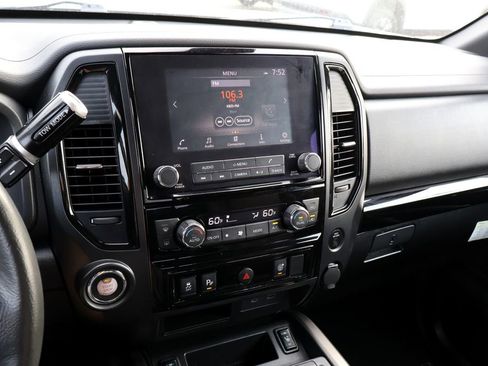 Used 2024 Nissan Titan SV w/ SV Bronze Edition Package RWD image 28