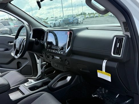 New 2026 Nissan Frontier SV w/ All-Weather Content Package AWD/4WD image 16