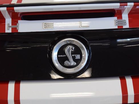 Used 2011 Ford Mustang Shelby GT500 RWD image 51