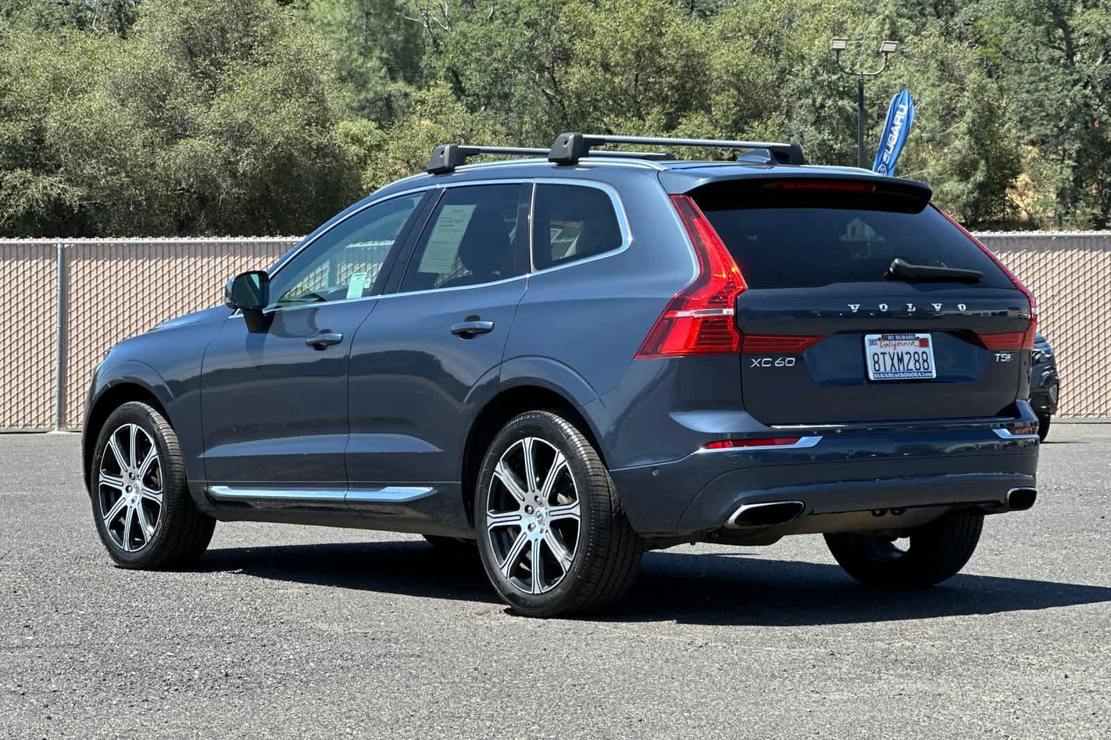 Used 2020 Volvo XC60 T5 Inscription AWD/4WD image 5