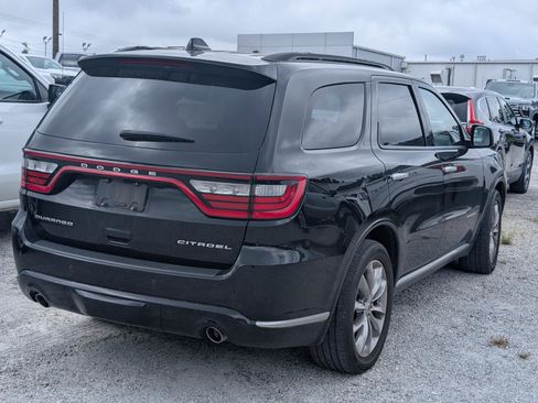 Used 2022 Dodge Durango Citadel RWD image 3