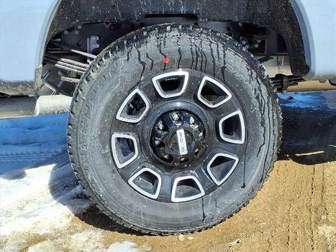 New 2026 Ford F350 Platinum w/ FX4 Off-Road Package image 11