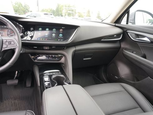 Used 2022 Buick Envision Essence w/ Technology Package I AWD/4WD image 22
