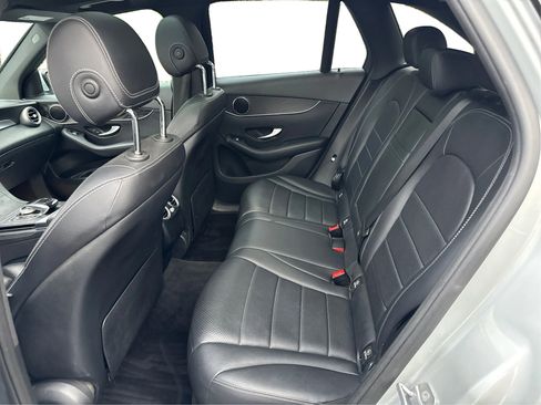 Used 2018 Mercedes-Benz GLC 350e 4MATIC image 13