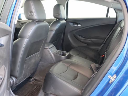 Used 2017 Chevrolet Volt Premier w/ Driver Confidence II Package FWD image 15