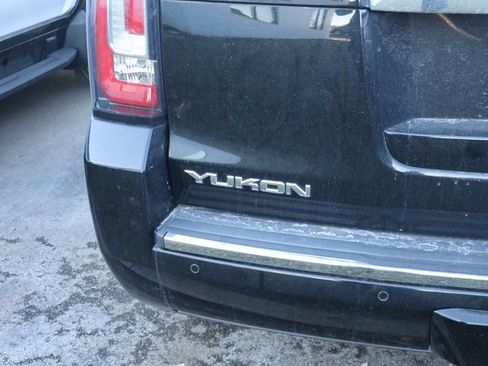 Used 2020 GMC Yukon Denali w/ Open Road Package image 6