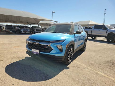 New 2026 Chevrolet TrailBlazer RS w/ Convenience Package FWD image 4