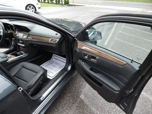 Used 2014 Mercedes-Benz E 350 4MATIC Sedan w/ Premium 1 Package image 20