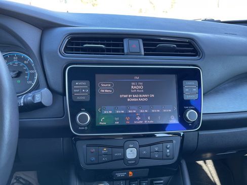 Used 2021 Nissan Leaf SV Plus image 37