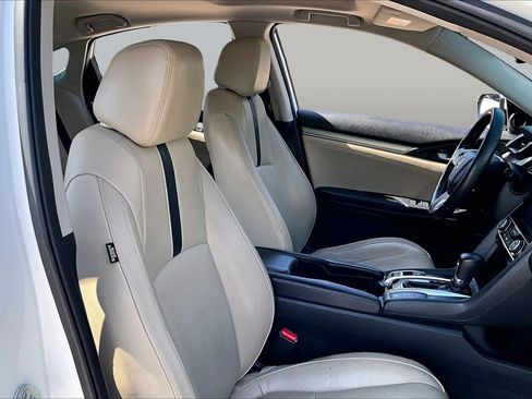 Used 2017 Honda Civic EX-L image 9
