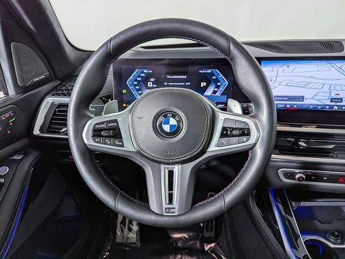 Certified 2025 BMW X7 M60i w/ Executive Package image 35