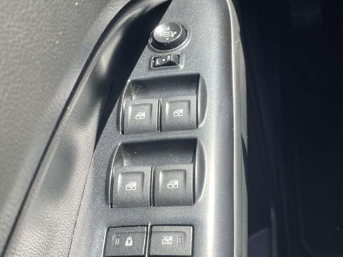 Used 2021 Chevrolet Colorado LT w/ Safety Package image 23